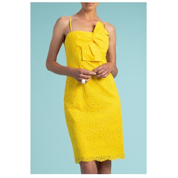 Trina Turk Dresses & Skirts - Trina Turk Bright Lace Twist Bust Dress